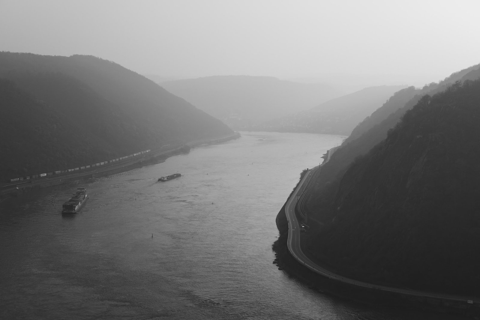 Rheinland: Loreley in Mist